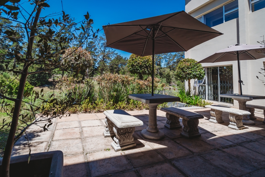 5 Bedroom Property for Sale in Heather Park Western Cape